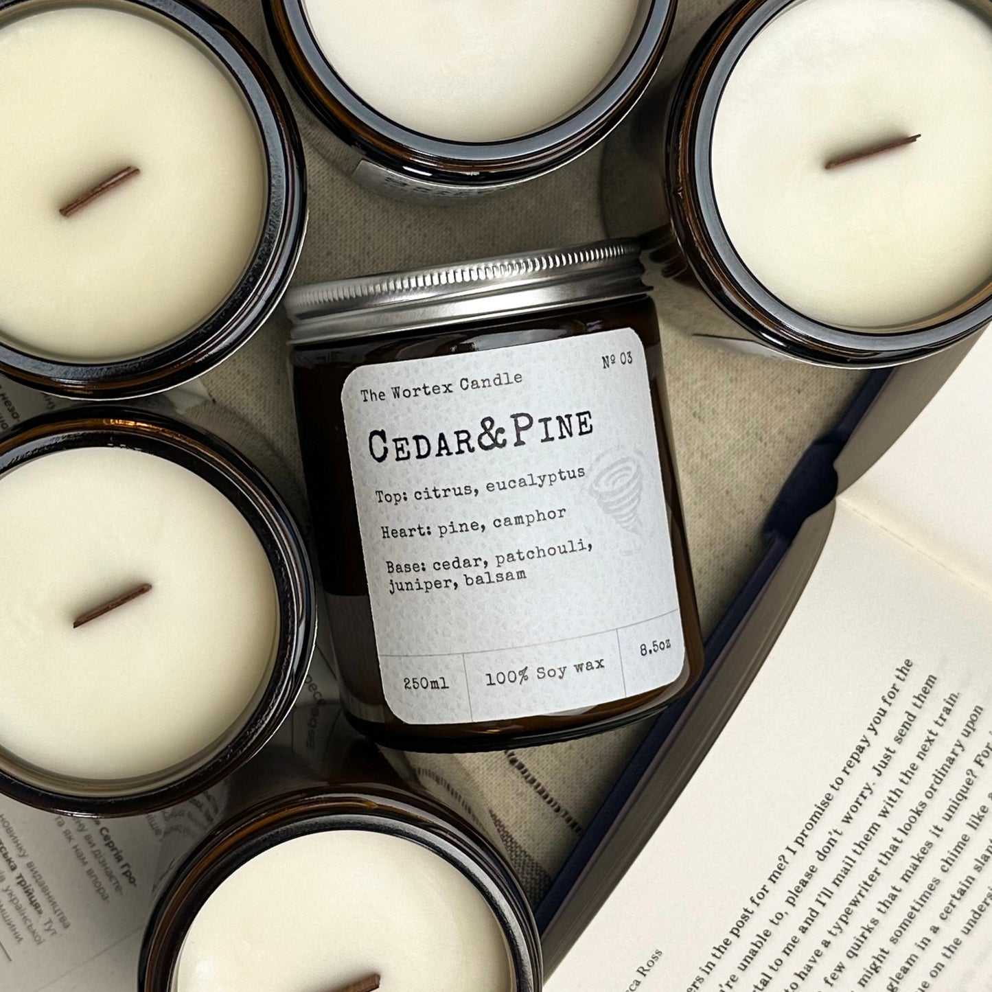 Minimal Ароматична соєва свічка "NO.3 Cedar&Pine" - Wortex Candle