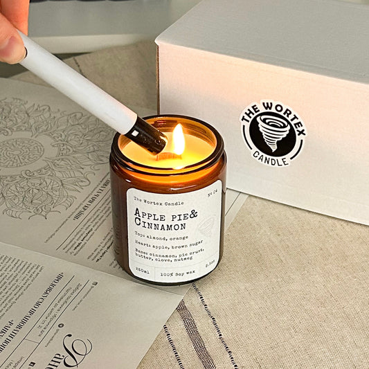 Minimal Ароматична соєва свічка "NO.4 Apple pie&Cinnamon" - Wortex Candle