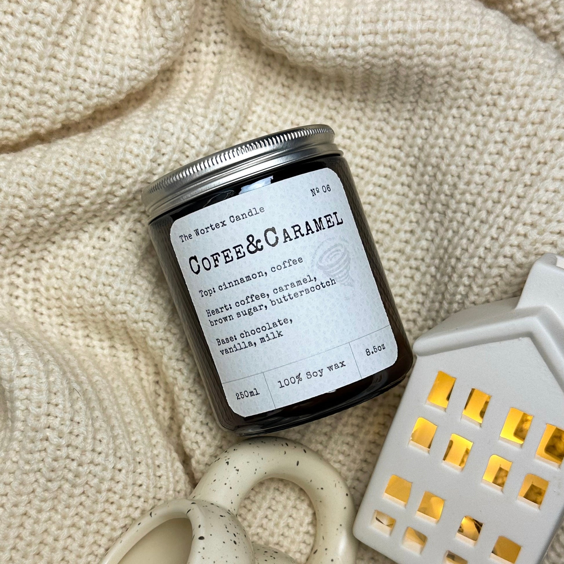 Minimal Ароматична соєва свічка "NO.6 Cofee&Caramel" - Wortex Candle